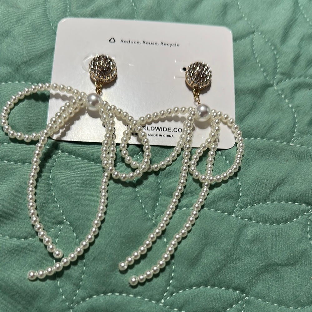 Park Lane Pearl Loop Earrings